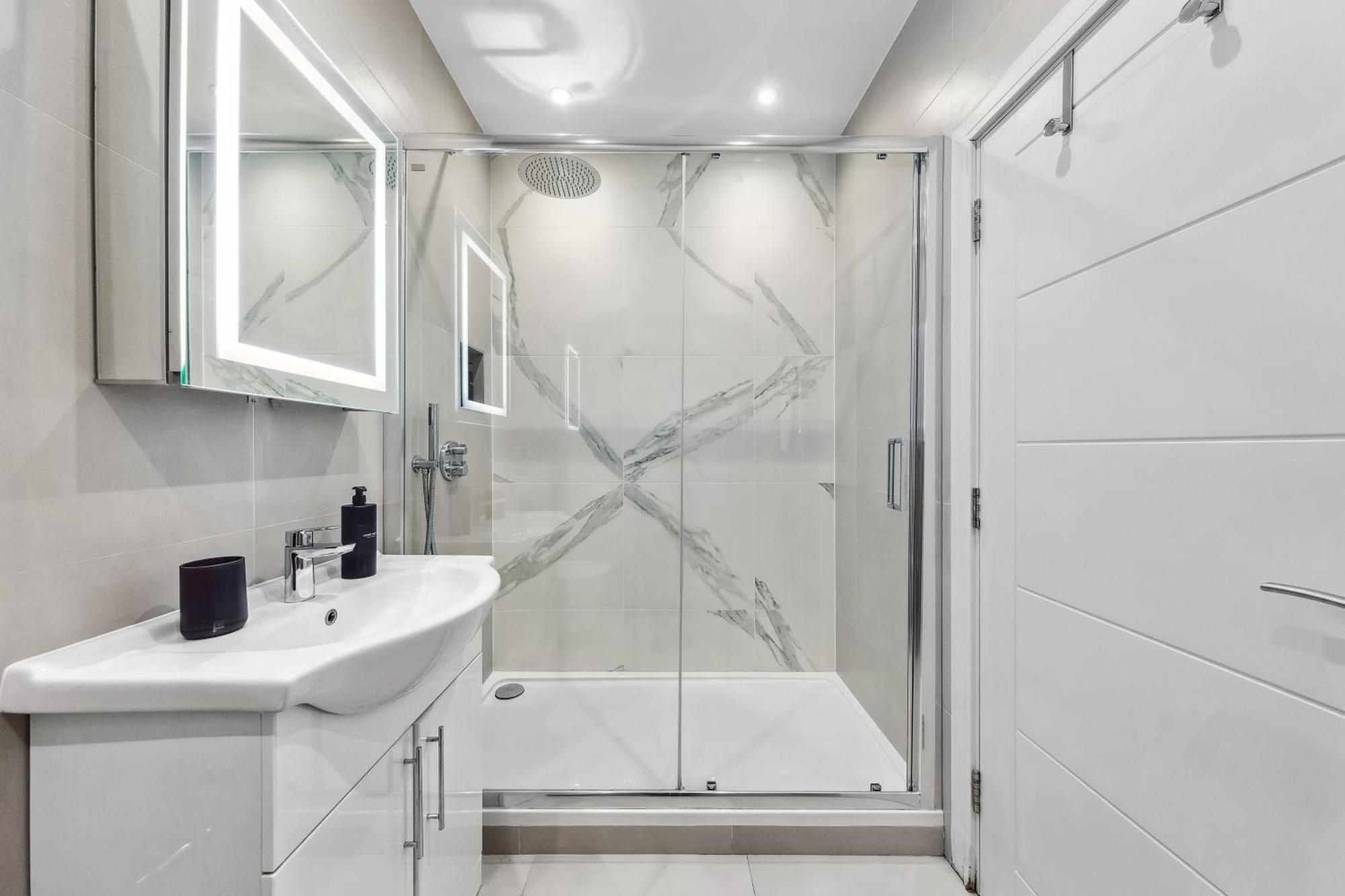 Cozy Flat In South Kensington Apartment ลอนดอน ภายนอก รูปภาพ